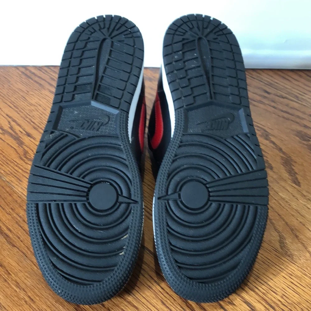 Jordan 1 Low White Red Black Size 7Y or 7 Men’s White or 8.5 Women’s - AUTHENTIC - Picture 7 of 8